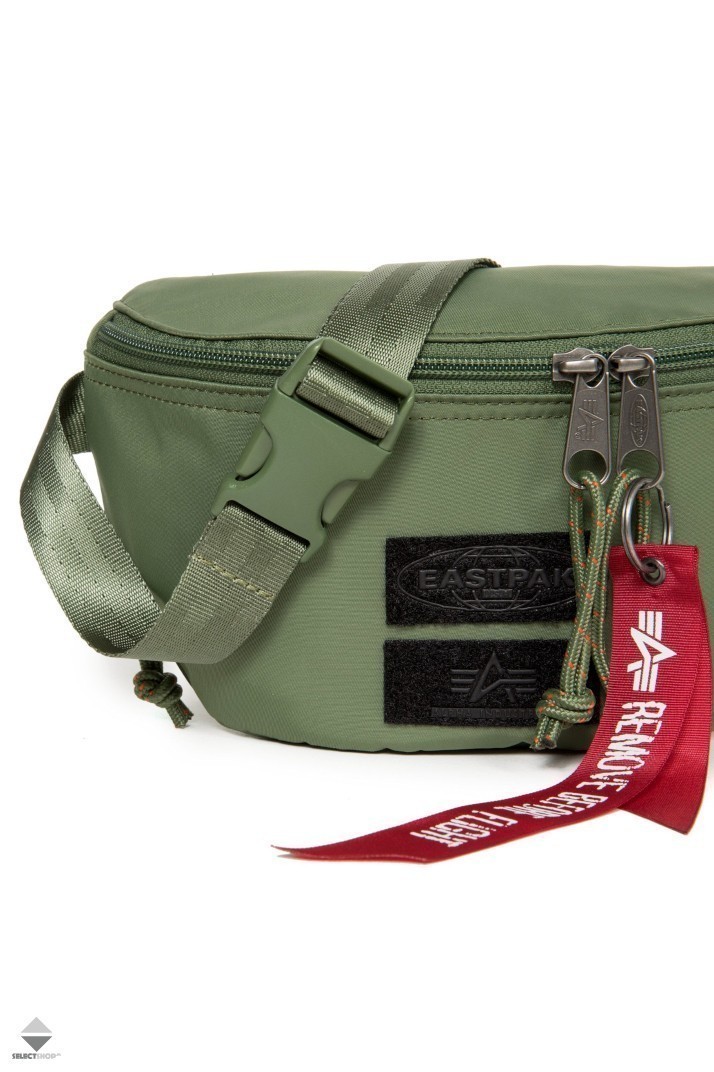 eastpak hip bag